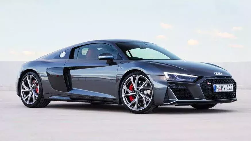 audi-r8-v10-rwd-coupe-51.webp audi-r8-v10-rwd-coupe-51.webp