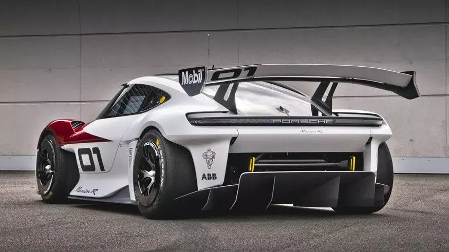 porsche-mission-r-32.webp porsche-mission-r-32.webp